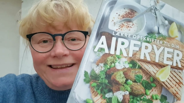 Airfryer kogebog – af kogebog nogetiovnen.dk